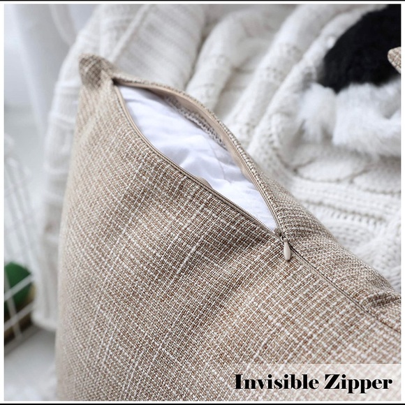 Luxury Home | Oversized Lined Linen Pillow Covers - Picture 2 of 4